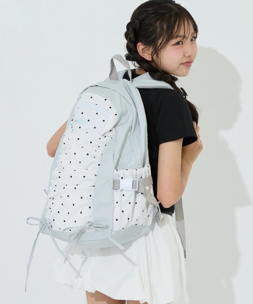 ANAP GiRL(アナップガール)の「【12L】シャーリングリボンリュック(ショルダーバッグ・キッズ・ブラック/ライトグレー/サックスブルー・F)」の12枚目の写真