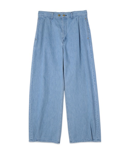 CULLNI(クルニ)の「Heavy Bleach Wash Waist & Hem Tuck 12oz Denim Wide Pants(デニムパンツ・メンズ・ブルー/ライトブルー・2/1)」の1枚目の写真