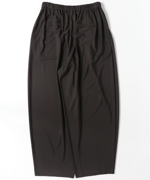 Gabardine K.T(ギャバジンケーティー)の「〔 +サイズ 〕 ハイテンションポンチライト ドレープタックパンツ(その他パンツ・レディース・ダークブラウン・13号)」の2枚目の写真