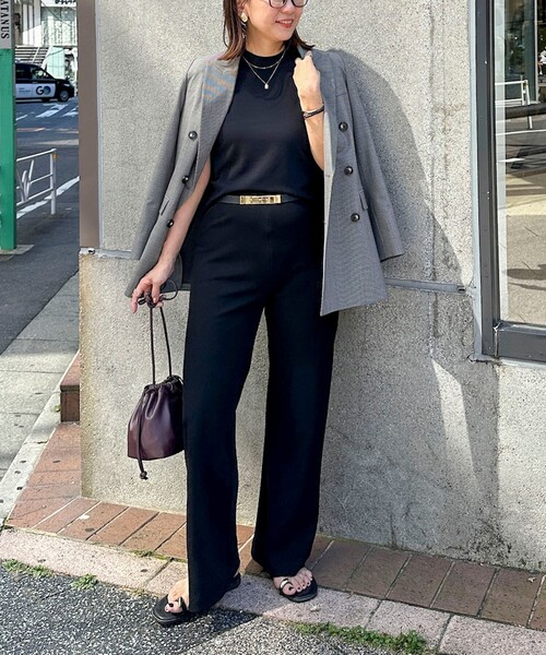 NOLLEY’S Sophi(ノーリーズソフィ)の「【NOLLEY’S mgr.松葉別注・一部WEB限定色】《セットアップ》ツイルバイヤス洗練美脚パンツ(その他パンツ・レディース・ブラック/ネイビー/ブラウン/ベージュ・36/34/39/38)」の17枚目の写真