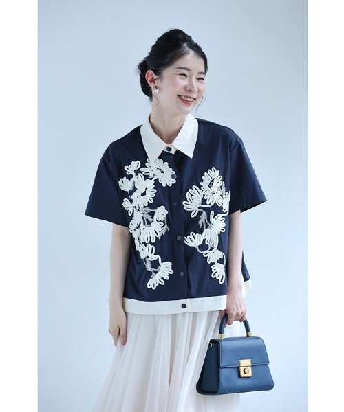 cawaii(カワイイ)の「(紺)コード刺繍で描く花モチーフシャツトップス(シャツ/ブラウス・レディース・ネイビー・FREE)」の18枚目の写真