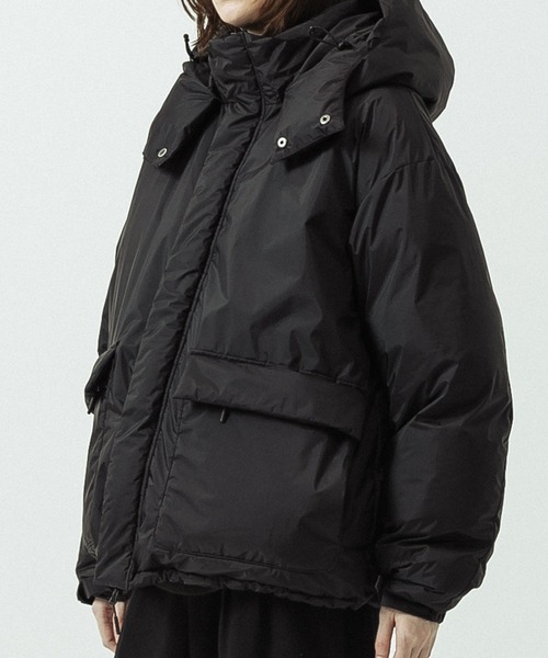 SLICK(スリック)の「【ZOZO限定】SLICK × NANGA AURORA-TEX Hooded Short Down Jacket/ 760FP/ 日本製 / スリック×ナンガ オーロラテック フーデッドショートダウンジャケット(ダウンジャケット/コート・メンズ・ブラック/モカ・1/3/2)」の5枚目の写真