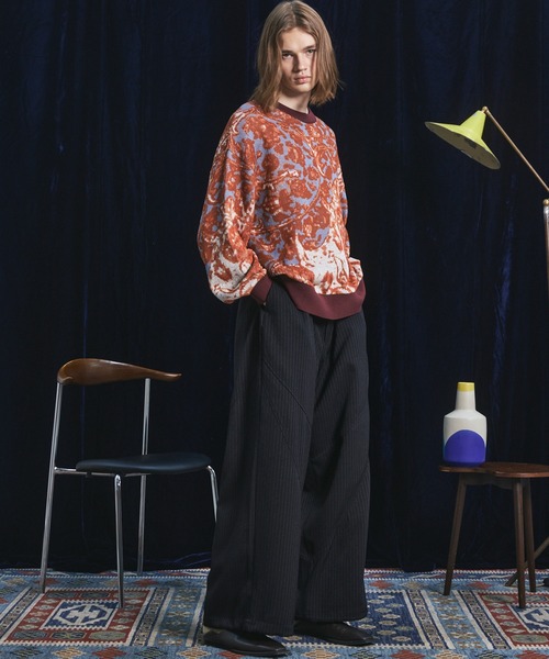 MAISON SPECIAL(メゾンスペシャル)の「《UNISEX》All-over Paisley Jacquard Prime-Over Crew Neck Knit Tops/ペイズリー総柄ジャガードプライムーオーバークルーネックニット【MAISON SPECIAL/メゾンスペシャル】(ニット/セーター・メンズ・オレンジ/ブラック・0/1/2)」の3枚目の写真