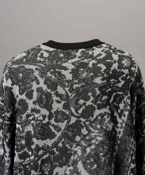 MAISON SPECIAL(メゾンスペシャル)の「《UNISEX》All-over Paisley Jacquard Prime-Over Crew Neck Knit Tops/ペイズリー総柄ジャガードプライムーオーバークルーネックニット【MAISON SPECIAL/メゾンスペシャル】(ニット/セーター・メンズ・オレンジ/ブラック・0/1/2)」の20枚目の写真