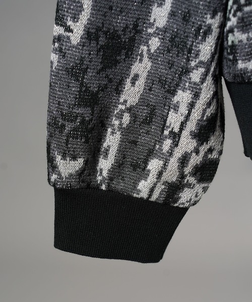 MAISON SPECIAL(メゾンスペシャル)の「《UNISEX》All-over Paisley Jacquard Prime-Over Crew Neck Knit Tops/ペイズリー総柄ジャガードプライムーオーバークルーネックニット【MAISON SPECIAL/メゾンスペシャル】(ニット/セーター・メンズ・オレンジ/ブラック・0/1/2)」の19枚目の写真