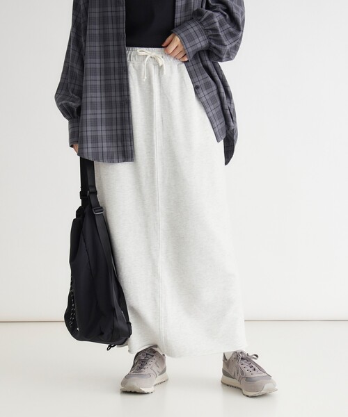 HONEYSUCKLE ROSE(ハニーサックルローズ)の「《体型カバー/ウエストゴム》アシッド加工スカート(スカート・レディース・グレー/グレー系その他/ライトベージュ・03/05/04)」の4枚目の写真
