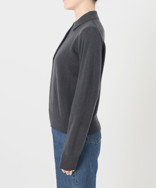 B.C STOCK(ベーセーストック)の「【WEB+一部店舗限定】ウールカシミヤ襟付きプルオーバー(ニット/セーター・レディース・ホワイト/チャコールグレー/オレンジ・FREE)」の8枚目の写真