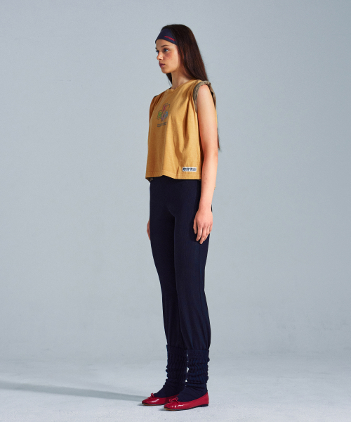 MENASOO(ミナス)の「MNS x American apparel No Run Sleeveless (over-fit)_Mustard(Tシャツ/カットソー・レディース・Mustard・SMALL/MEDIUM)」の3枚目の写真