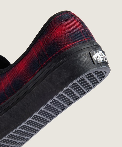 VANS(バンズ)の「VANS/ヴァンズ AUTHENTIC ローカットスニーカー 2026年 夏 夏服(スニーカー・メンズ・レッド・26.5cm)」の6枚目の写真