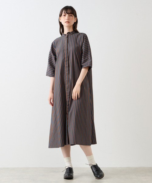 LOGEMENT DE CLAIRE（ロジュモンドクレール）の「【LOURMARIN】ウイングカラーシャツワンピース（ワンピース・レディース・ブラウン/ネイビー/スミクロ・FREE）」の11枚目の写真