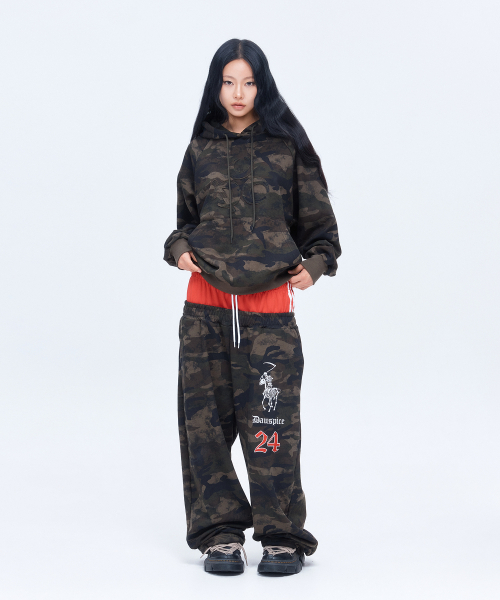 DAUSPICE(ディーオスピス)の「(DUC) BB Waist Low-Rise Sweatpants Black(スウェットパンツ・レディース・ダークグリーン・MEDIUM/LARGE)」の3枚目の写真