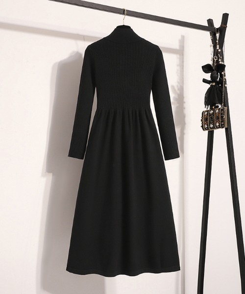 AMAJI（アマジ）の「ニットワンピース（ワンピース・レディース・ブラック/ベージュ・X-LARGE/LARGE/MEDIUM）」の3枚目の写真