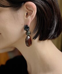 柄入り樹脂ボールピアス《チタンポスト》