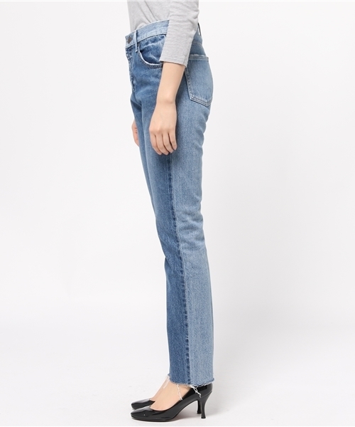 MOUSSY（マウジー）の「PANELED SLIM STRAIGHT（デニムパンツ・レディース・ブルー・26inch/27inch/25inch/23inch/24inch）」の10枚目の写真