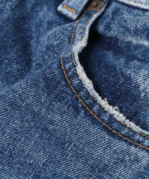 MOUSSY（マウジー）の「PANELED SLIM STRAIGHT（デニムパンツ・レディース・ブルー・26inch/27inch/25inch/23inch/24inch）」の8枚目の写真