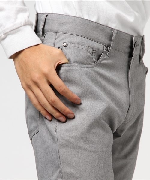 BLACK LABEL CRESTBRIDGE（ブラックレーベル・クレストブリッジ）の「シャークスキン５ポケットパンツ（その他パンツ・メンズ・グレー・79/76/73/70/82/85）」の3枚目の写真