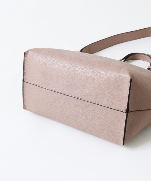 LOWELL things(ロウェル シングス)の「インバッグ付きシュリンクショルダー(ショルダーバッグ・レディース・シルバー/ブラック/ベージュ・FREE)」の14枚目の写真