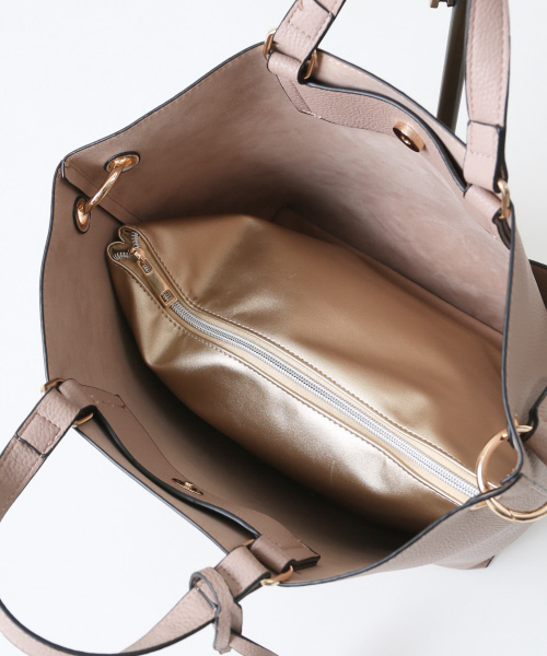 LOWELL things(ロウェル シングス)の「インバッグ付きシュリンクショルダー(ショルダーバッグ・レディース・シルバー/ブラック/ベージュ・FREE)」の15枚目の写真