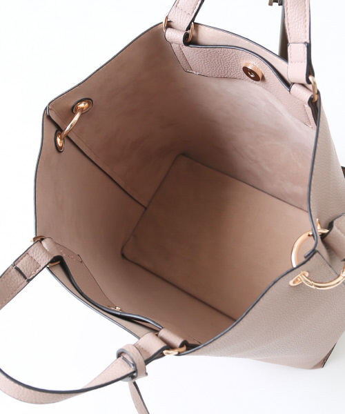 LOWELL things(ロウェル シングス)の「インバッグ付きシュリンクショルダー(ショルダーバッグ・レディース・シルバー/ブラック/ベージュ・FREE)」の16枚目の写真