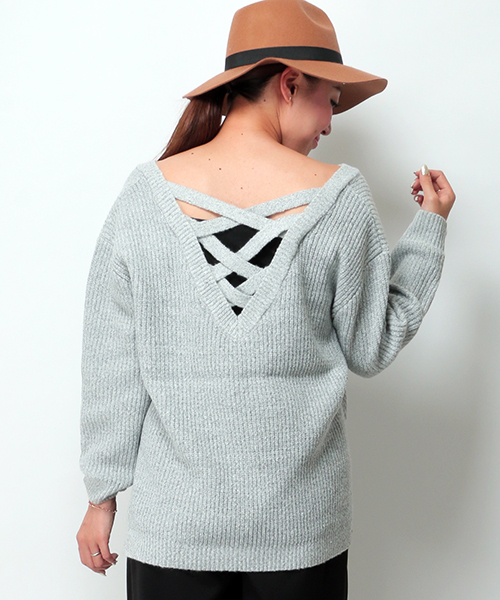 VENCEEXCHANGE（ヴァンスエクスチェンジ）の「バッククロスVネックプルオーバー　（ニット/セーター・レディース・グレー/ホワイト/ワインレッド/ブラック・MEDIUM）」の10枚目の写真