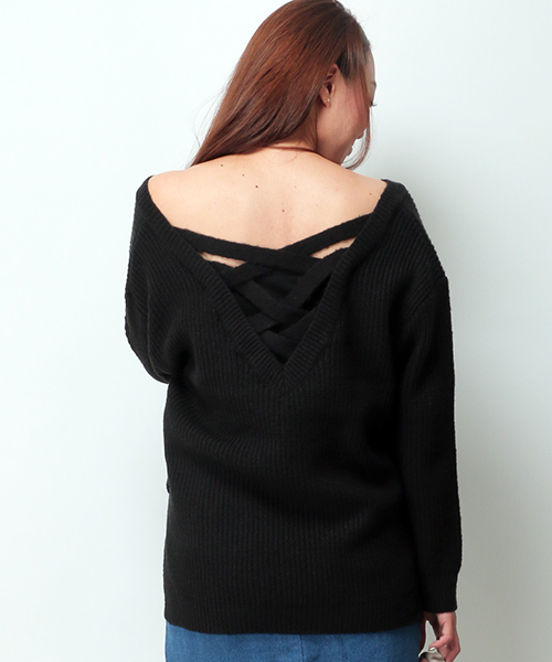 VENCEEXCHANGE（ヴァンスエクスチェンジ）の「バッククロスVネックプルオーバー　（ニット/セーター・レディース・グレー/ホワイト/ワインレッド/ブラック・MEDIUM）」の5枚目の写真