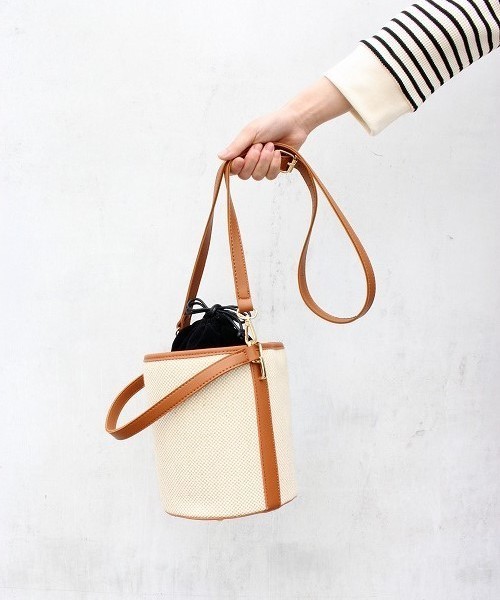 ottilie（オティーリエ）の「バケットBAG（ハンドバッグ・レディース・ブラック/ベージュ/ブラウン・FREE）」の3枚目の写真