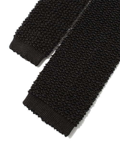 BEAMS PLUS（ビームスプラス）の「BEAMS PLUS / シルクニットタイ（ネクタイ・メンズ・ブラック/ネイビー・ONE SIZE）」の3枚目の写真