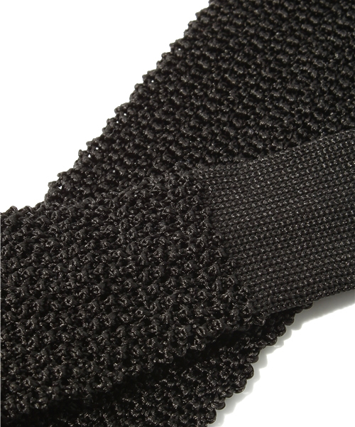 BEAMS PLUS（ビームスプラス）の「BEAMS PLUS / シルクニットタイ（ネクタイ・メンズ・ブラック/ネイビー・ONE SIZE）」の5枚目の写真