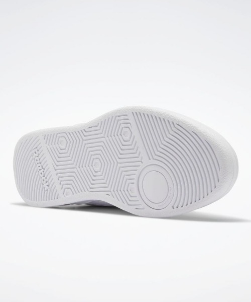 Reebok（リーボック）の「ロイヤル テック / Royal Techque（スニーカー・メンズ・ブラック系その他/ホワイト×ブラック/ホワイト×ネイビー/ブラック×ホワイト/ホワイト系その他/ブラック系その他2/ホワイト×レッド/ホワイト×グレー/ホワイト×ブルー/ホワイト/ブラック×ブラック/アイボリー/ホワイト×グリーン/ホワイト系その他2/ブラック・27.5cm/28.0cm/28.5cm/25.5cm/24.0cm/26.5cm/24.5cm/25.0cm/23.5cm/29.5cm/29.0cm/30.0cm/27.0cm/26.0cm/23.0cm/31cm/22.5cm）」の22枚目の写真