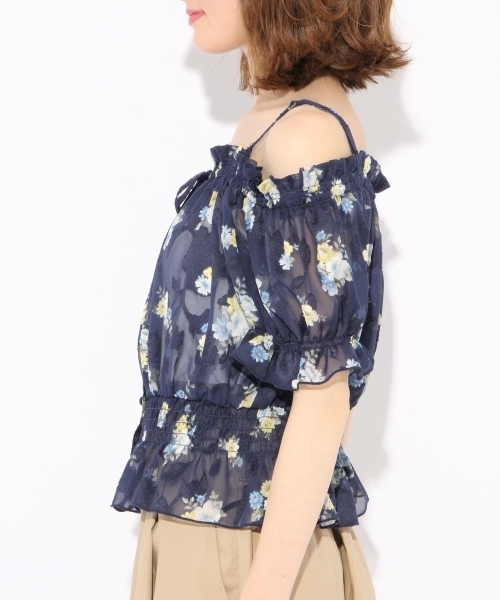 Heather（ヘザー）の「オパールオフショルブラウス（シャツ/ブラウス・レディース・ライトイエロー/ネイビー/ホワイト・FREE）」の15枚目の写真