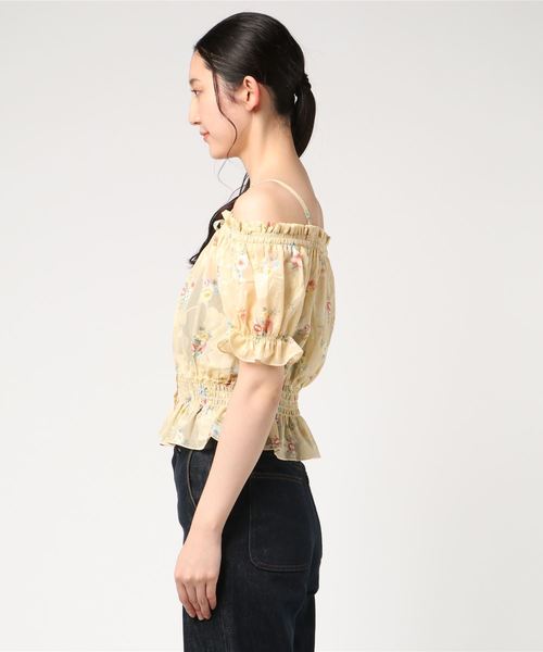 Heather（ヘザー）の「オパールオフショルブラウス（シャツ/ブラウス・レディース・ライトイエロー/ネイビー/ホワイト・FREE）」の4枚目の写真