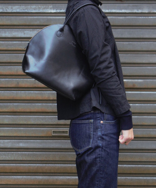 TIDEWAY（タイドウェイ）の「LIGHT LEATHER BOSTON/M/トート（ボストンバッグ・レディース・チョコ/ブラック/キャメル/ブラウン/アッシュグレー・FREE）」の15枚目の写真