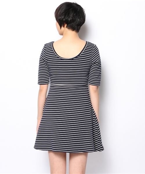 WEGO（ウィゴー）の「WEGO/ボーダーフィットフレアワンピース（ワンピース・レディース・ホワイト/ブルー・FREE）」の9枚目の写真