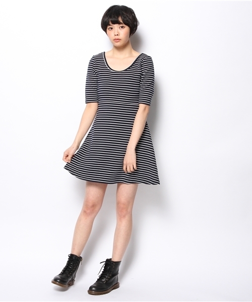 WEGO（ウィゴー）の「WEGO/ボーダーフィットフレアワンピース（ワンピース・レディース・ホワイト/ブルー・FREE）」の10枚目の写真