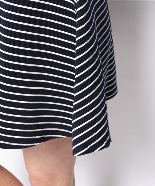 WEGO（ウィゴー）の「WEGO/ボーダーフィットフレアワンピース（ワンピース・レディース・ホワイト/ブルー・FREE）」の5枚目の写真