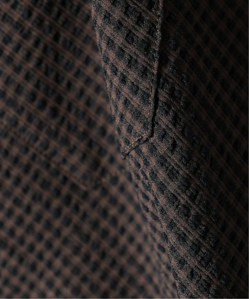 EDIFICE（エディフィス）の「EVALET ギンガムサッカー ボタンダウンシャツ（シャツ/ブラウス・メンズ・ブラウン・44/46/48）」の14枚目の写真