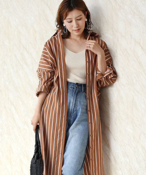 Bou Jeloud(ブージュルード)の「ビッグシルエットが可愛い◆ストライプロングシャツワンピース(ワンピース・レディース・キャメル/ネイビー・38)」の7枚目の写真