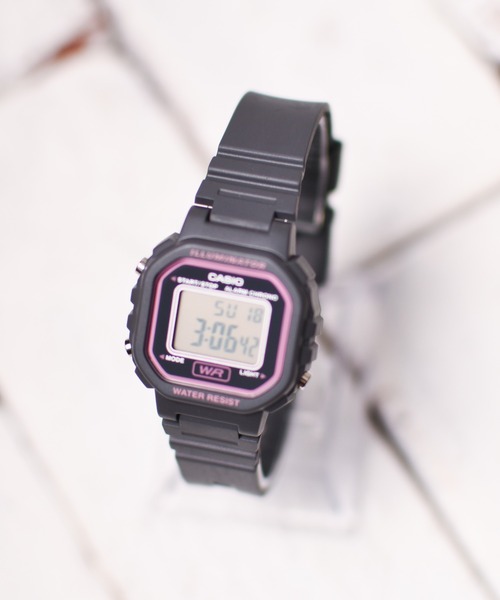 CASIO(カシオ)の「/CASIO(カシオ)/スタンダードデジタル ミニ(デジタル腕時計・レディース・レッド/ピンク/ブルー/ライトピンク/ブラック/シルバー/イエロー/ブラック系その他・FREE)」の6枚目の写真