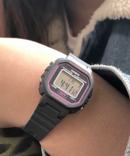 CASIO(カシオ)の「/CASIO(カシオ)/スタンダードデジタル ミニ(デジタル腕時計・レディース・レッド/ピンク/ブルー/ライトピンク/ブラック/シルバー/イエロー/ブラック系その他・FREE)」の13枚目の写真