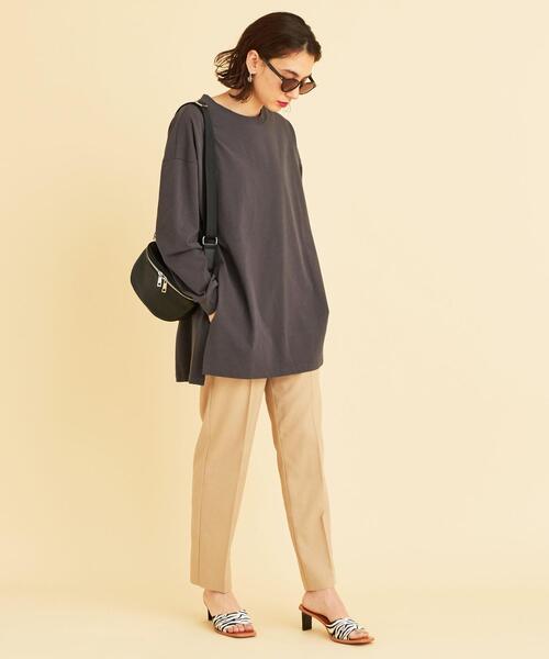 BEAUTY&YOUTH UNITED ARROWS（ビューティーアンドユースユナイテッドアローズ）の「BY∴ コットンワイドサイドスリットロングスリーブTシャツ о（Tシャツ/カットソー・レディース・ダークグレー/クリーム/ホワイト/ベージュ・FREE）」の16枚目の写真