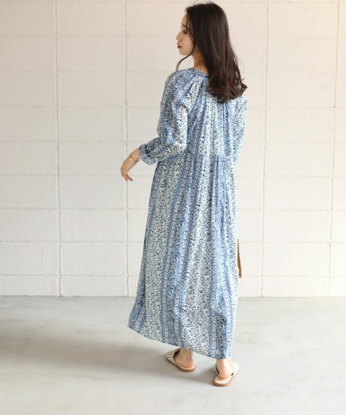 Bou Jeloud(ブージュルード)の「Made in INDIA◆パネル柄ワンピース(ワンピース・レディース・ベージュ/ネイビー/オフホワイト・38)」の16枚目の写真