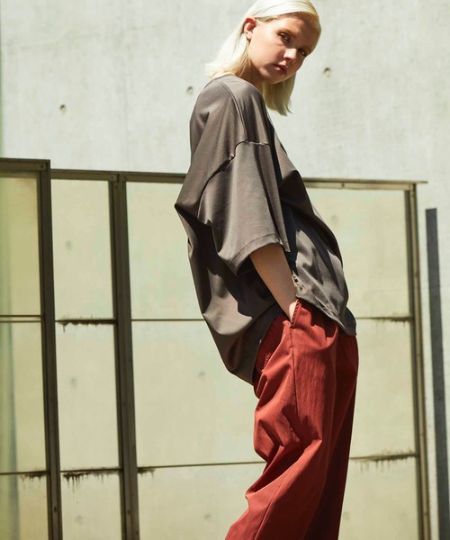 MAISON SPECIAL（メゾンスペシャル）の「《ユニセックスアイテム》NORITAKE/ノリタケ スムースプライムオーバーTシャツ【MAISON SPECIAL/メゾンスペシャル】（Tシャツ/カットソー・メンズ・チャコールグレー/ブラック/ベージュ/オフホワイト/オレンジ/ブルー/グリーン・1/2/3）」の21枚目の写真