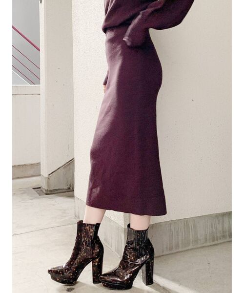 GYDA（ジェイダ）の「スリットタイトスカート（スカート・レディース・ブラック/ベージュ/オレンジ/ブラウン・FREE）」の3枚目の写真