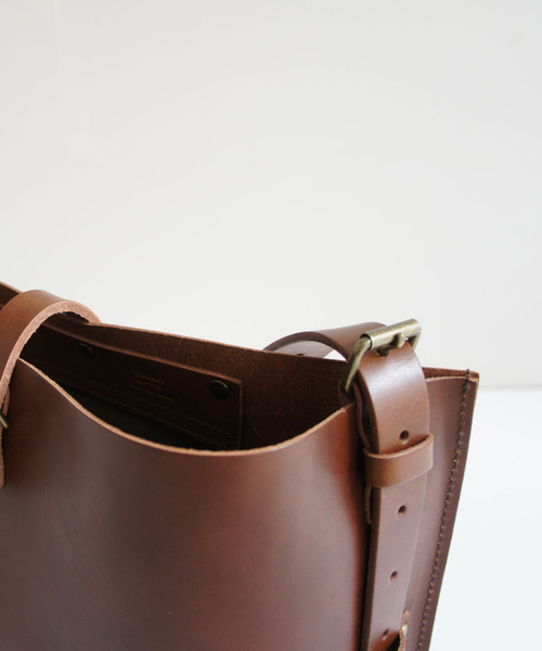 TIDEWAY(タイドウェイ)の「NUME BERO SHOULDER/M(ショルダーバッグ・メンズ・ブラック/ブラウン/その他/キャメル・FREE)」の7枚目の写真