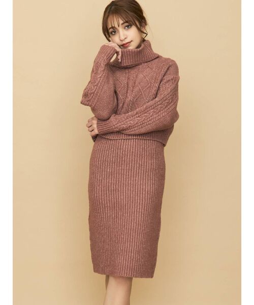 RESEXXY(リゼクシー)の「ニットキャミワンピース【セットアップ着用可】(ワンピース・レディース・ブラック/オフホワイト/ピンク/ベージュ・FREE)」の4枚目の写真