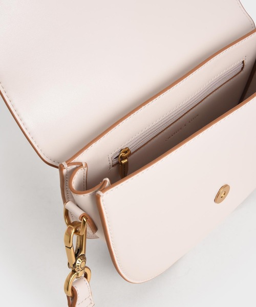 CHARLES&KEITH (チャールズアンドキース) ガビーヌ　サドルバッグ ミニガビーヌサドルバッグ - ブラック | CHARLES & KEITH