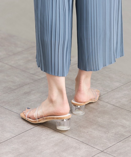 Fabby fabby(ファビィーファビィー)の「クリアコード透明ヒールサンダル(サンダル・レディース・ホワイト/ブラック/ベージュ系その他/ライトグリーン/パイソン・MEDIUM/SS/LARGE/SMALL)」の20枚目の写真