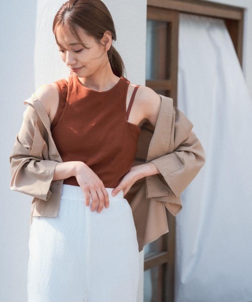 mysty woman(ミスティウーマン)の「開襟オーバーシャツ 943505(シャツ/ブラウス・レディース・ブラック/ベージュ/アイボリー・FREE)」の6枚目の写真