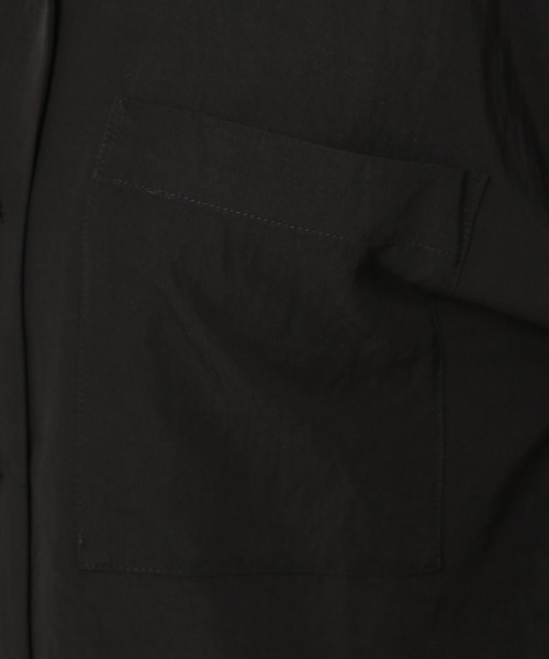 mysty woman(ミスティウーマン)の「開襟オーバーシャツ 943505(シャツ/ブラウス・レディース・ブラック/ベージュ/アイボリー・FREE)」の11枚目の写真