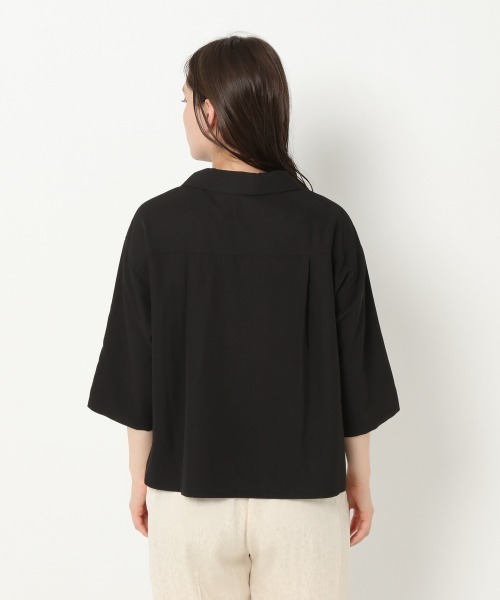 mysty woman(ミスティウーマン)の「開襟オーバーシャツ 943505(シャツ/ブラウス・レディース・ブラック/ベージュ/アイボリー・FREE)」の10枚目の写真